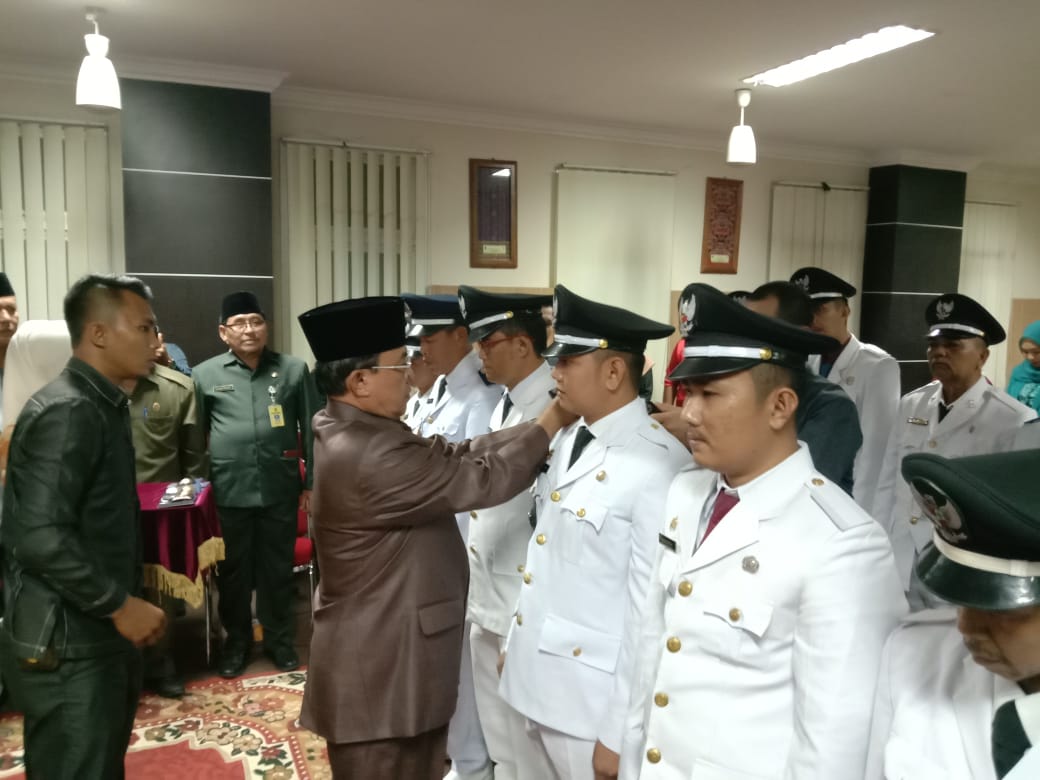 Bupati Inhil Lantik Pejabat Pengawas Lurah