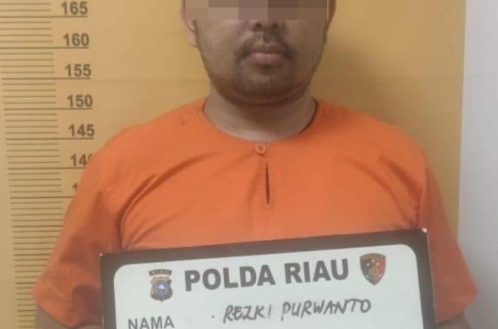Polda Riau Menangkap Pelaku Pencurian Nasabah Di Bank Riau Dan Kepulauan Riau