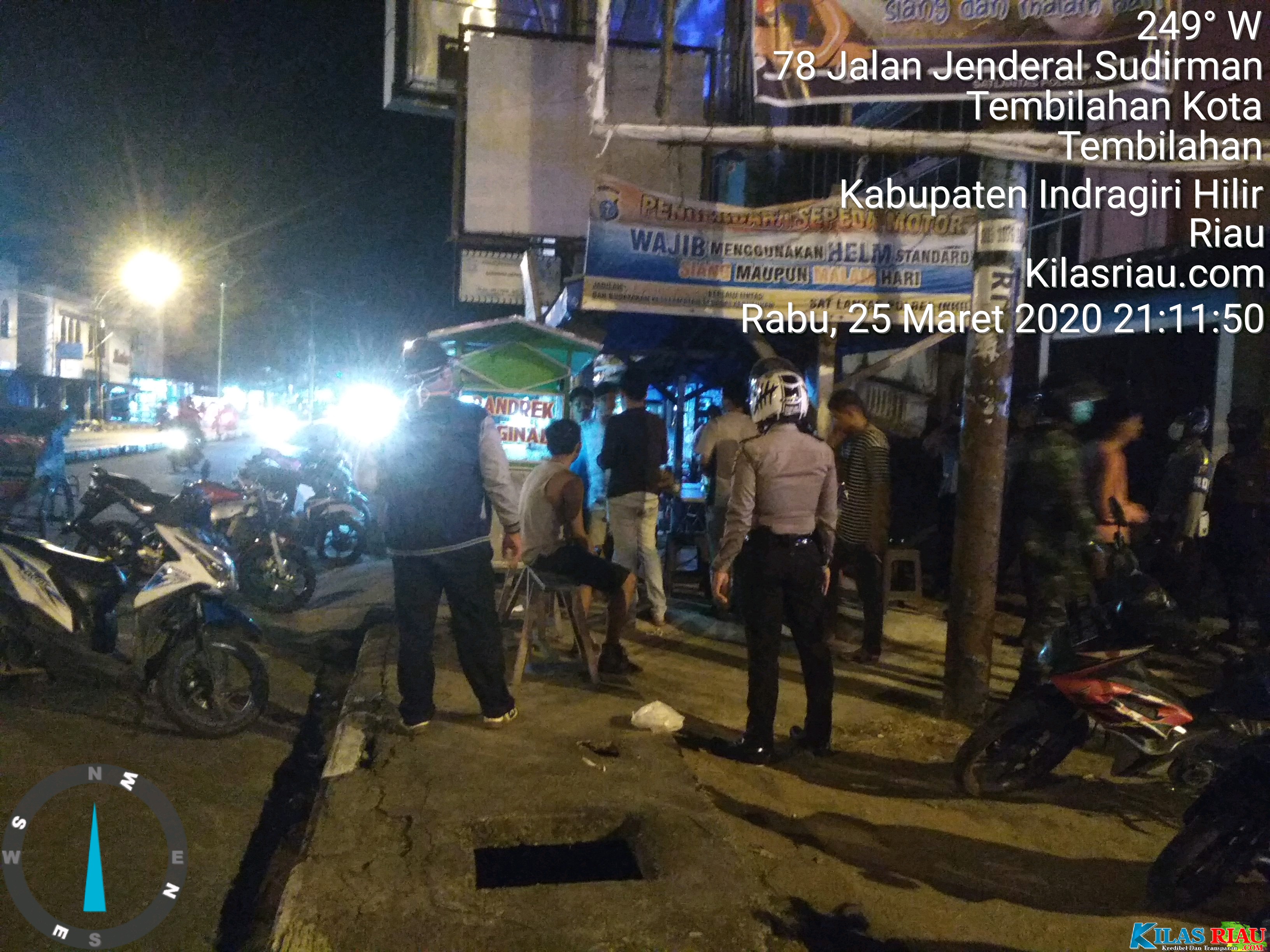 Kapolres Inhil Pimpin Langsung Operasi Gabungan Terkait Himbauan Pengurangan Aktivitas di Malam Hari