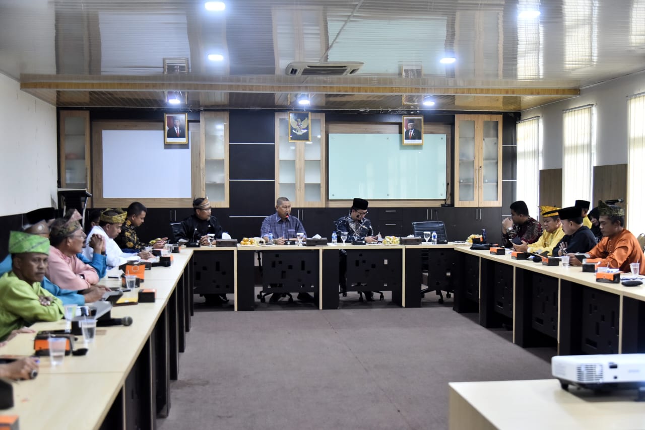 Wabup Inhil Terima Kunjungan Kerja Anggota DPR RI, serahkan Proposal Usulan Pembangunan Inhil