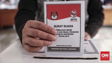 Surat Suara Tertukar, Bawaslu Jabar Meminta Pemilu Ditunda