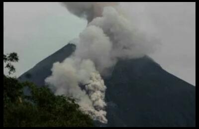 Gunung Merapi Erupsi, Terjadi Tujuh Kali Guguran Awan Panas