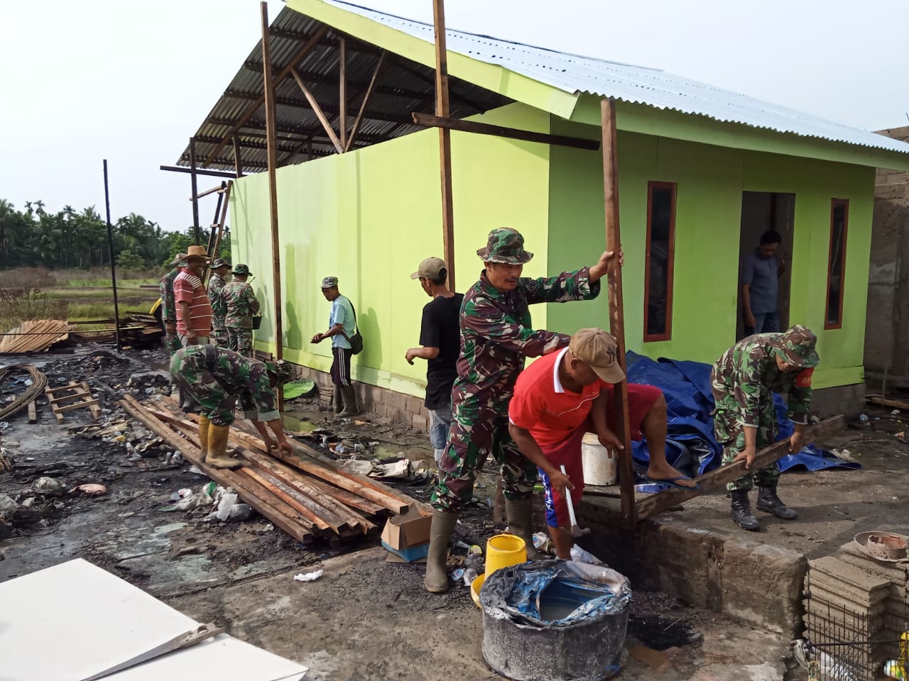 Rumah Warga yang Habis di Lahap Api Hari ini Telah di Bangun Kembali