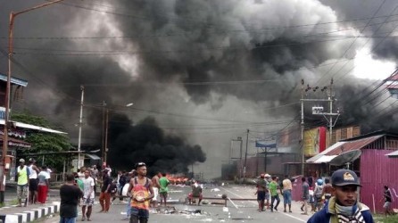 Gubernur Papua Barat Minta Wakil Wali Kota Malang Agar  Minta Maaf