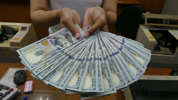 Ini Hasil Quick Count Keluar, Dolar AS Bergerak Naik Turun