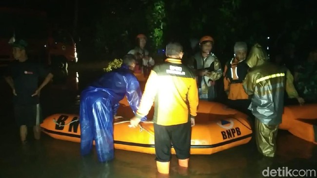 Belasan Desa di Purworejo Kebanjiran, Beberapa Sungai Meluap