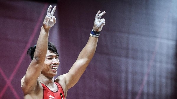 Deni Bersama Kawan - Kawan ke Kejuaraan Asia Angkat Besi di Ningbo: Man Jadda Wajada