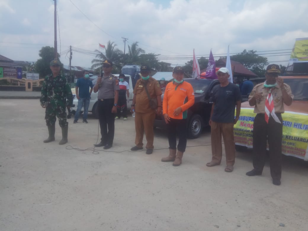 Ketua DPRD DR H.Ferryandi, Bakti Peduli Covid-19 di kecamatan Gaung Anak Serka