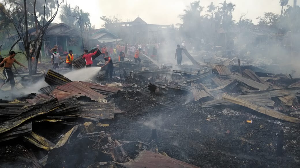15 Rumah dan 1 Gudang Kopra Habis di Lahan Api