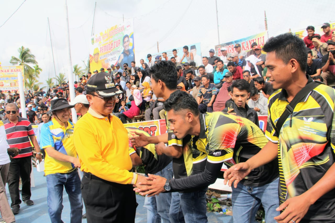 Bupati Inhil Resmi Tutup Turnamen Voli Pemuda Cup di Kotabaru Seberida