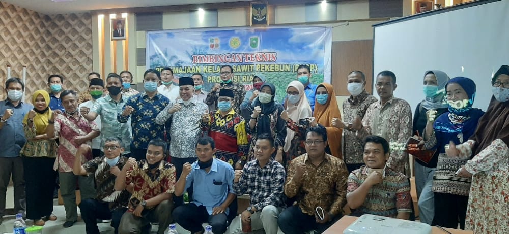 Disbun Inhil Tuan Rumah Bimtek Peremajaan Kelapa Sawit Dinas Perkebunan Provinsi Riau Tahun 2020