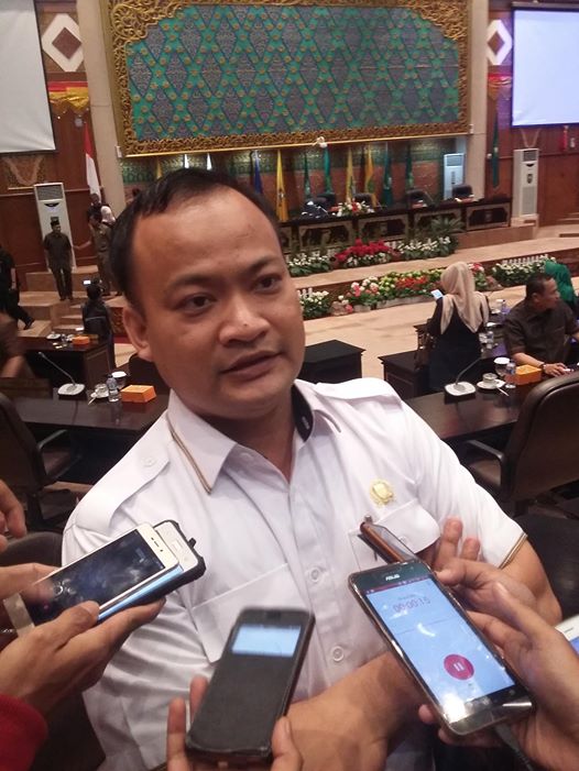 DPRD Minta Kepala Daerah di Riau Tunjukkan Sikap Negarawan