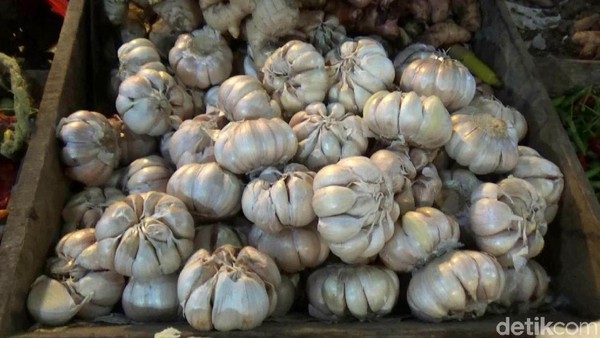 Harga Cabai dan Bawang Putih Masih Sumbang Inflasi Ramadhan