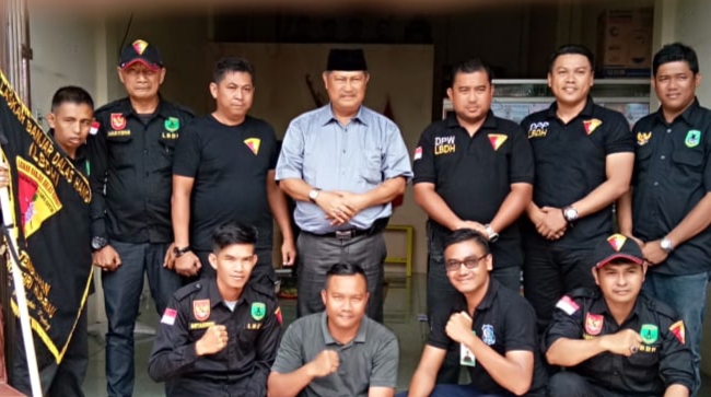 Wabup Inhil Berkunjung Kantor Seketariat DPC LBDH Tembilahan