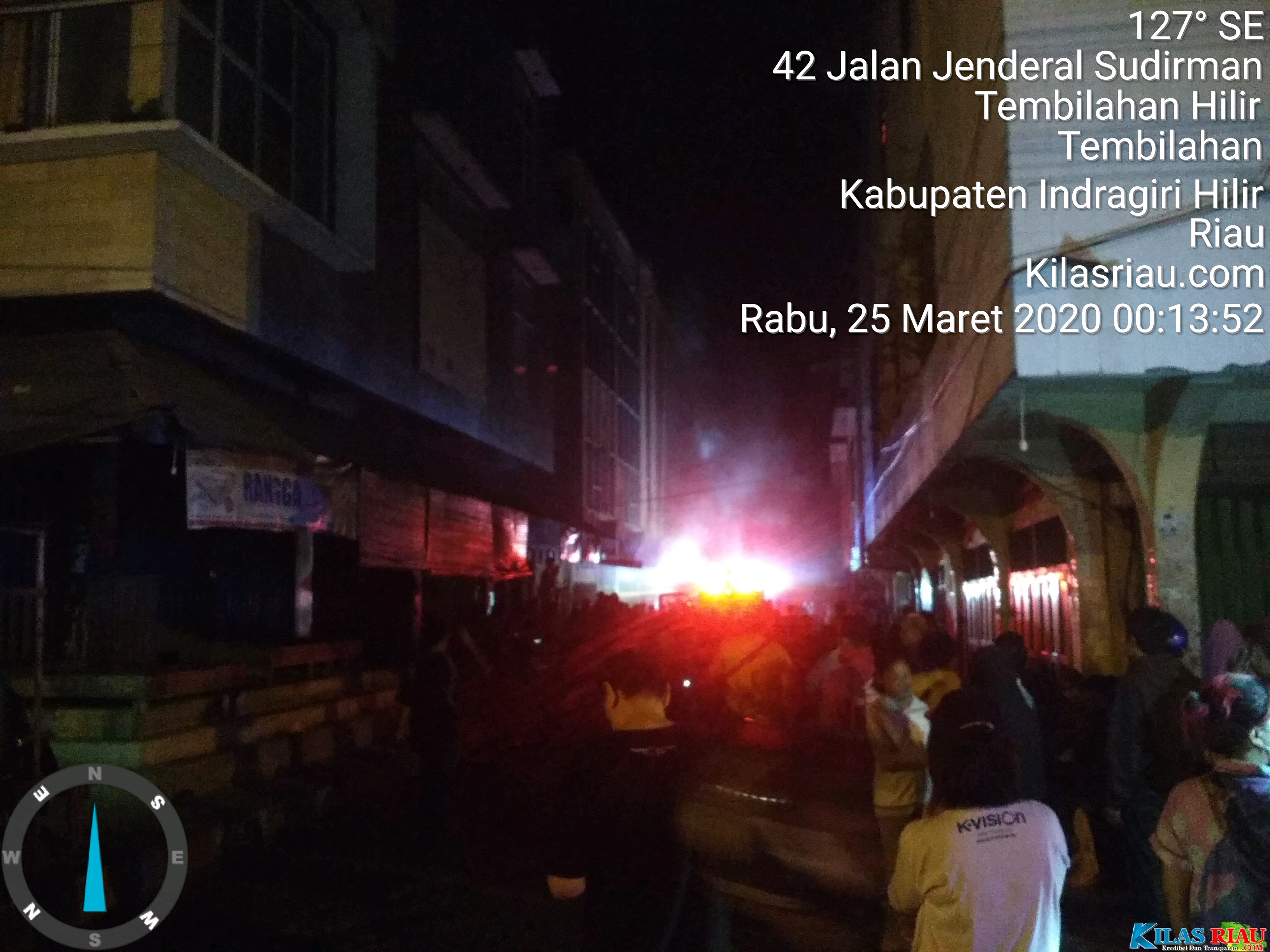 Kios di Pasar Rakyat Terbakar Api