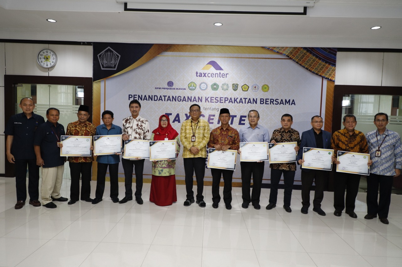 Kanwil DJP Riau Laksanakan Penandatanganan Kesepakatan Bersama Perguruan Tinggi tentang Tax Center