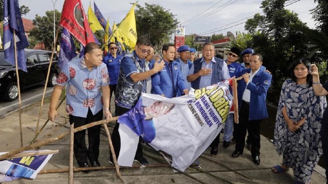 Polisi Dalami Motif Terduga Pelaku Rusak Baliho SBY di Pekanbaru