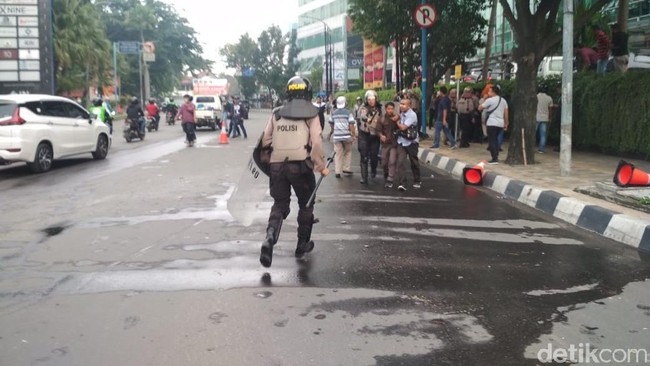 Oknum Polisi yang Pukuli Mahasiswa di DPRD Sumut Segera Diperiksa