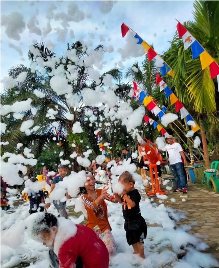 Lirik Wisata Kolam Renang 'Tuah Berlayar'