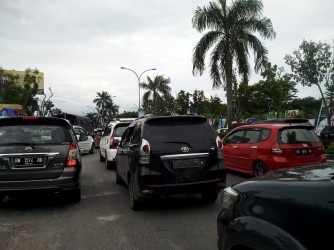 Riau Kedatangan SBY dan Jokowi, Jalan Sudirman Pekanbaru Macet