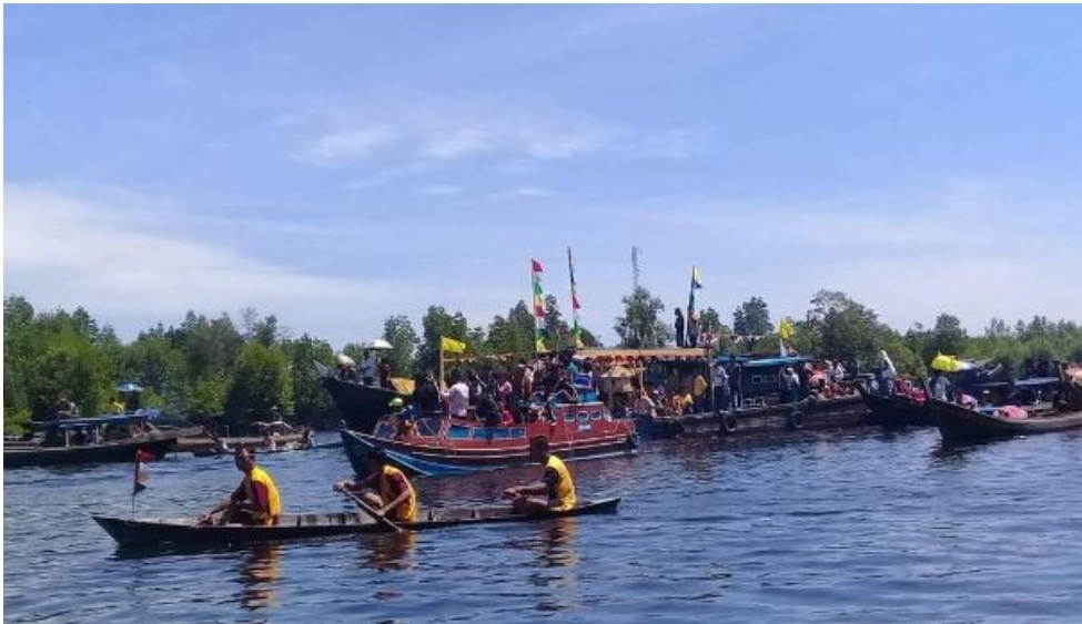 Budaya lokal Masyarakat Desa Dalam Tradisi Semah Kampoeng