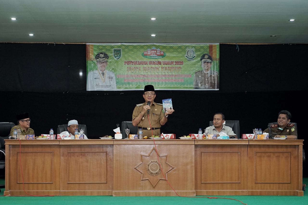 Sosialisasi Penyuluhan Hukum, Pencegahan Paham Radikalisme, Dibuka Bupati HM. Wardan