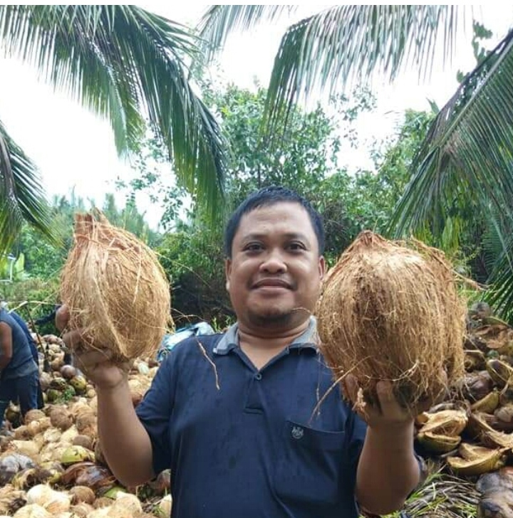 Burhanuddin: Ini Harapan Masyarakat Petani Kelapa Kabupaten Inhil