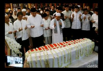 Proses Pemakaman Ani Yudhoyono dari Cikeas Hingga TMP Kalibata