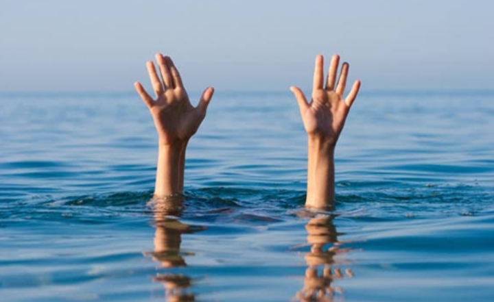 Seorang Pemuda Tenggelam Di Kalijodo, Sampai Saat Ini Korban Belum Ditemukan