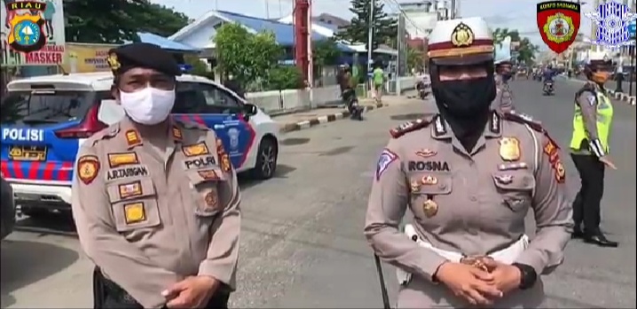 Cegah Penyebaran Covid-19, Sat Lantas Polres Inhil Himbau Pengendara Wajib Gunakan Helm dan Masker