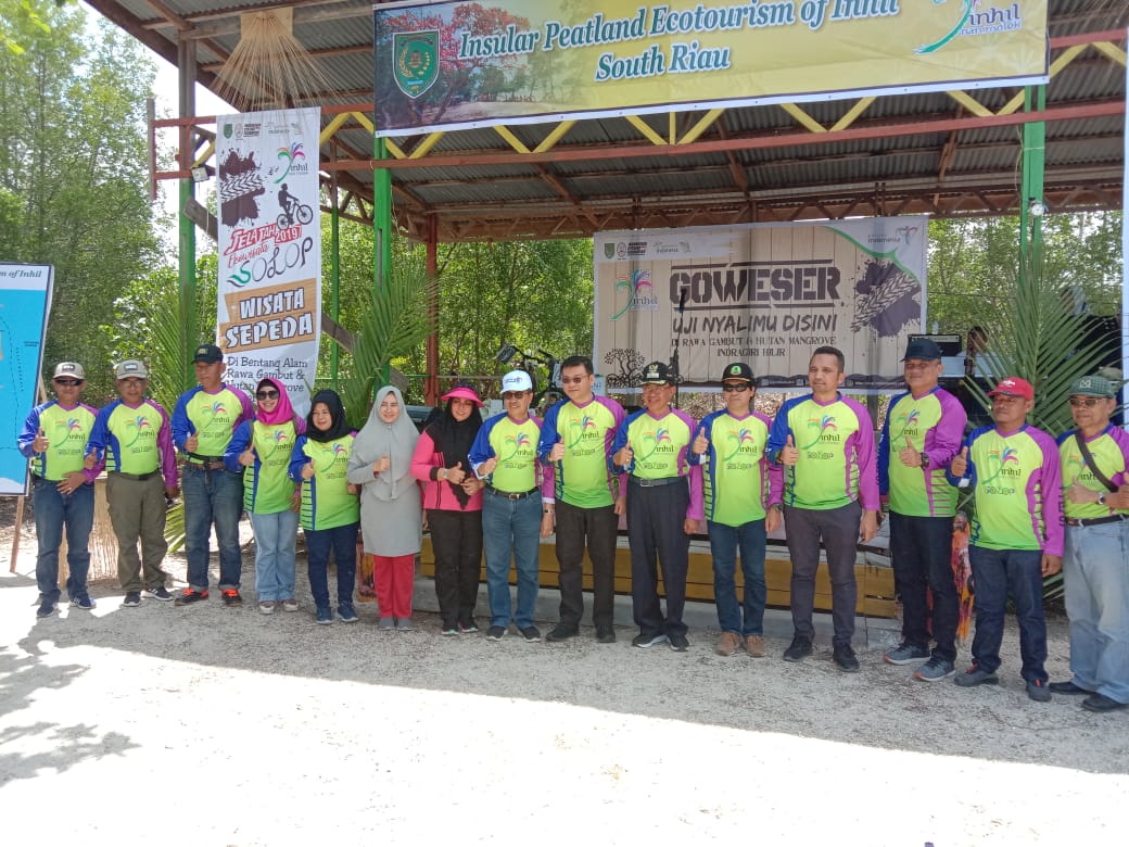 Junaidi Ajak Masyarakat Desa Pulau Cawan dan Pemerintah Daerah Inhil Kembang Pantai Solop