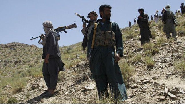 Serangan Taliban 6 Orang Luka, Tewaskan 9 Polisi Afghanistan