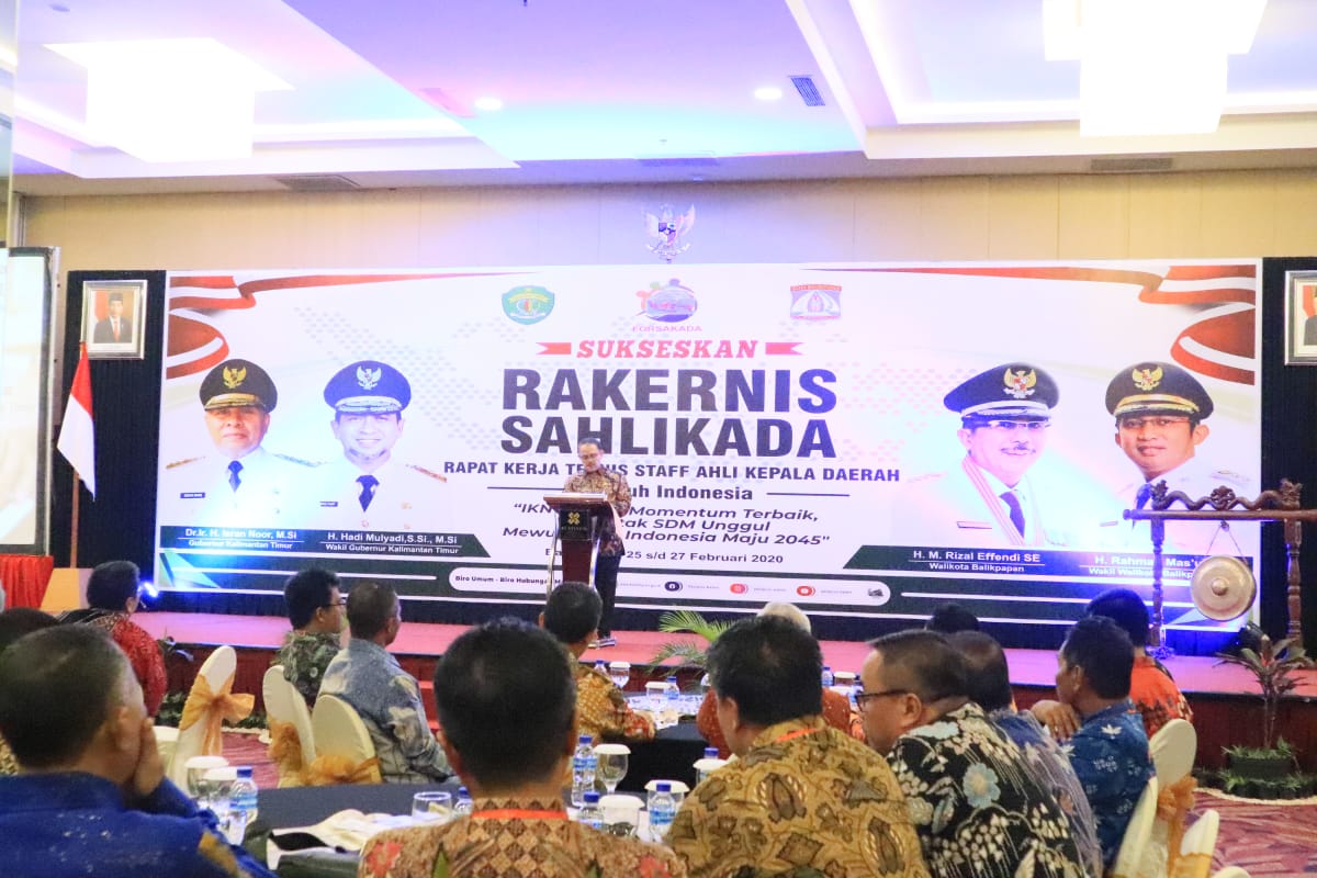 Seiring Dinamika Pembangunan Nasional, Staf Ahli Bupati Inhil Hadiri Rakernis Sahlikada se-Indonesia