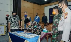 Bupati Inhil Pimpin Rapat Pembahasan Masalah Penerapan Protokol Kesehatan Bersama Pengurus Mesjid