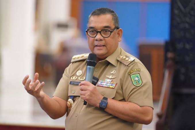 Sah, Gubri Edi Natar Nasution Terbitkan SK Penetapan UMK 12 Kabupaten Kota se Provinsi Riau