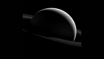 Saturnus Bisa Diamati dengan Mata Telanjang Malam Ini