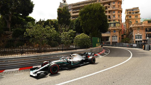 Hamilton dan Bottas Menegaskan Dominasi Mercedes di FP2 GP Monako