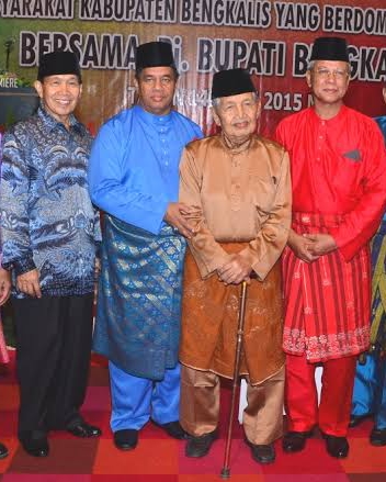 Menanti (Tuah Tangan) Guru Ngaji dan Penjaja Kue di Pilkada 2020 Negeri Junjungan