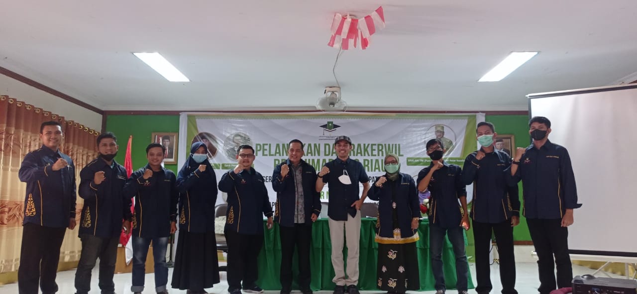 Pelantikan HIMAPINDO Provinsi Riau, Misharti: Semoga Menjadi Pengusaha Tangguh, Tahan Banting, dan Tidak Mudah Menyerah