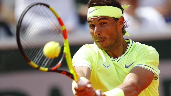 Nadal dan Federer Melangkah ke Babak Ketiga Prancis Terbuka