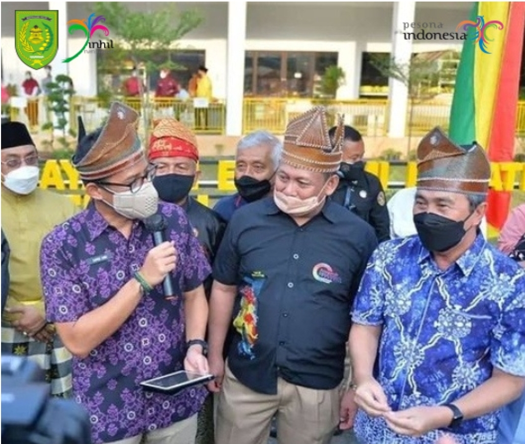 Sulap Upeh Kelapa Menjadi Karya Seni Yang Bernilai  Tinggi