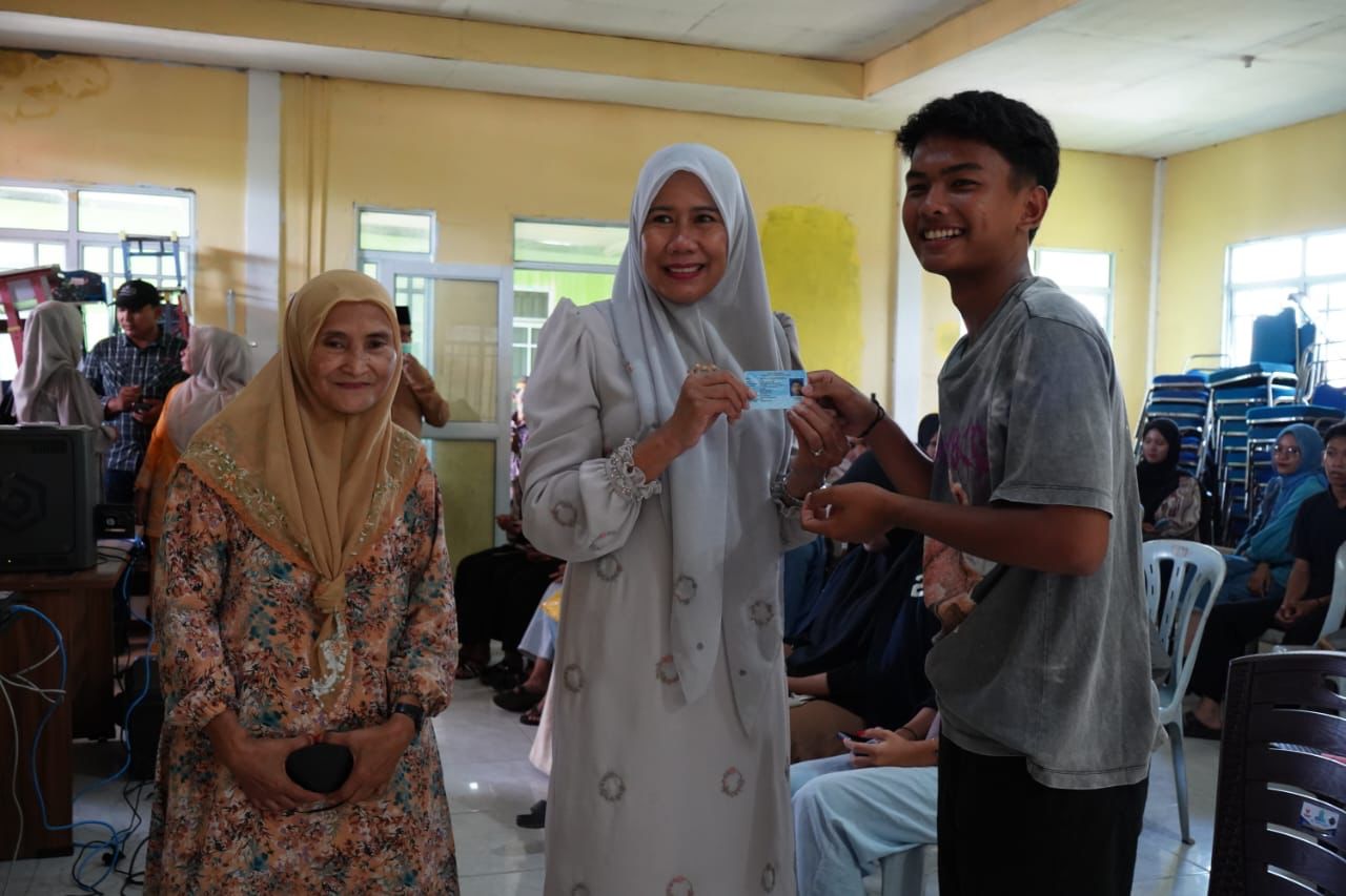 Wakil Bupati Indragiri Hilir Yulintini Laksanakan Peninjauan dan Safari Ramadhan di Kecamatan Pulau Burung