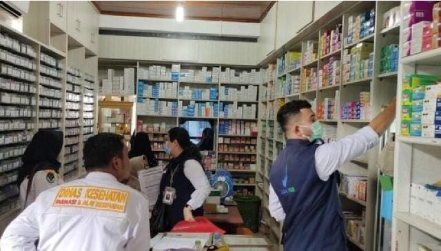 Dinkes Inhil Lakukan Pemeriksaan, Pembinaan dan Pengawasan Kepada Toko Obat Serta Apotek