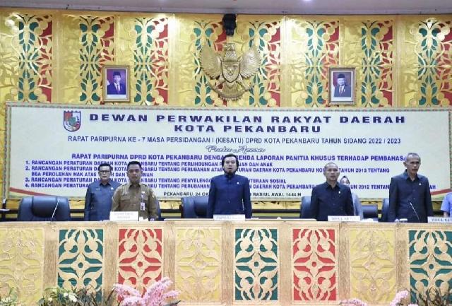 DPRD Pekanbaru Sahkan Perda BPHTB dan Perda Perlindungan Anak Kota Pekanbaru