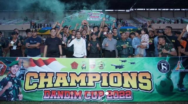 Bupati Inhil Tutup Turnamen Sepakbola Dandim Cup 2022