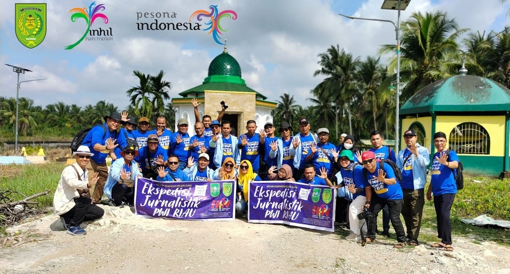 Peringatan HPN Provinsi Riau 2023, Makam Tuan Guru Sapat dan Pantai Terumbu Mabloe jadi Tujuan Ekspedisi Jurnalistik