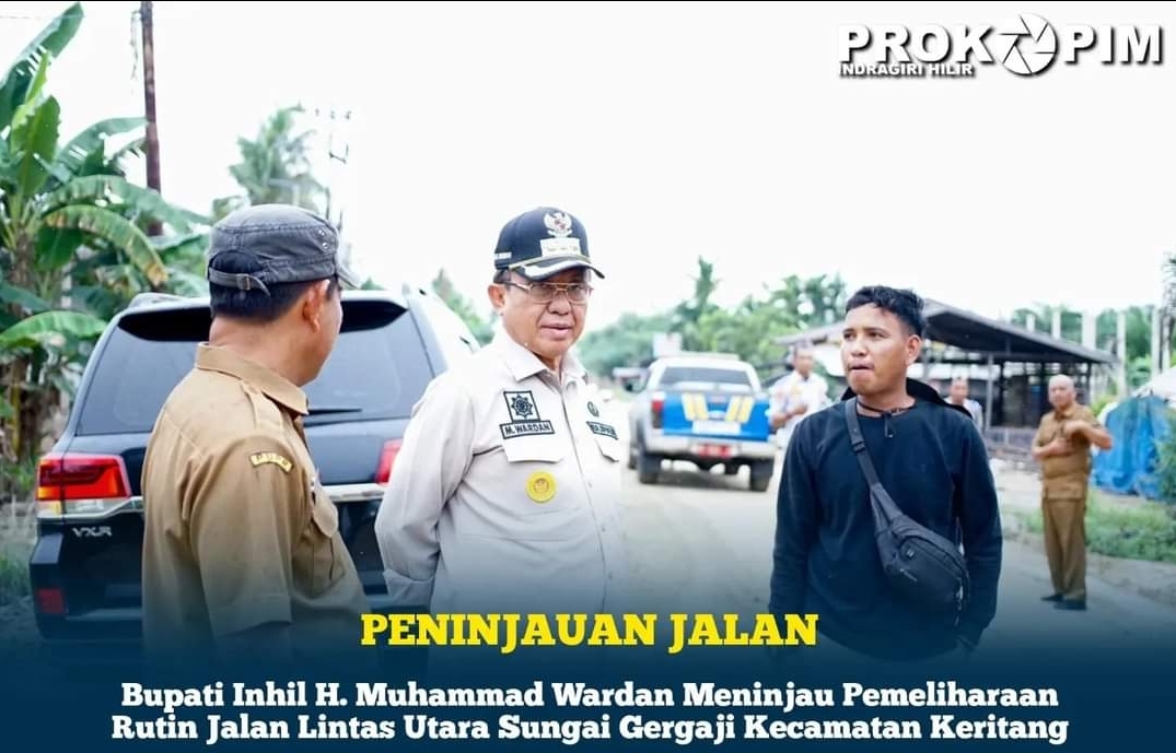 Bupati Inhil Tinjau Pemeliharaan Rutin Jalan Lintas Utara Sungai Gergaji Kecamatan Keritang