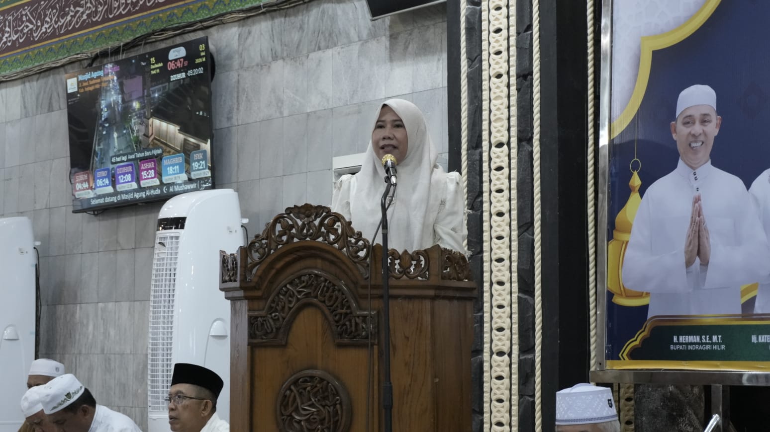 Wakil Bupati Lepas Keberangkatan Jamaah Haji Kloter 11, Doa dan Harapan Mengiringi dari Tanah Inhil