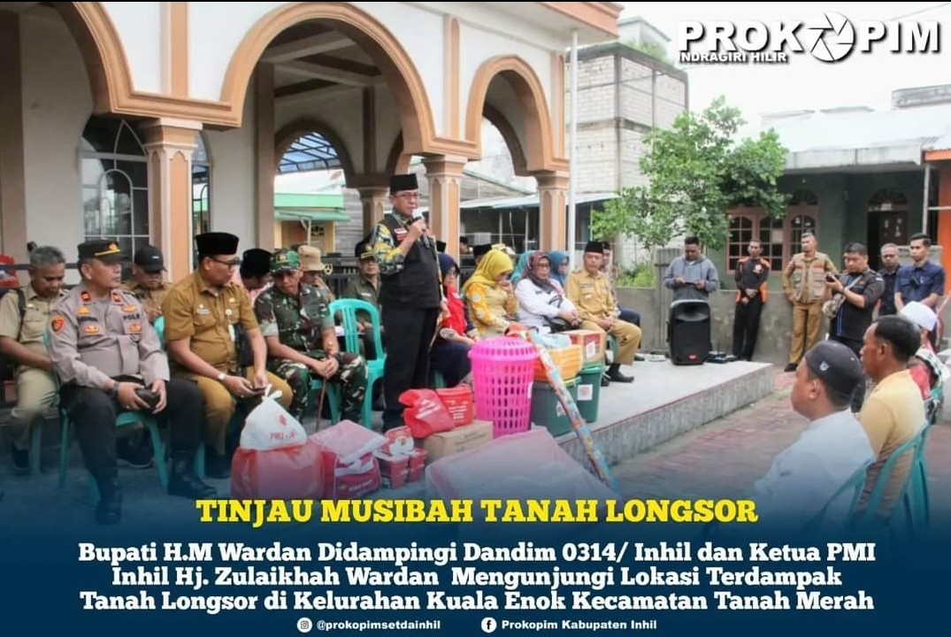 Bupati Bersama Ketua PMI Inhil Kunjungi Lokasi Tanah Longsor di Kelurahan Kuala Enok