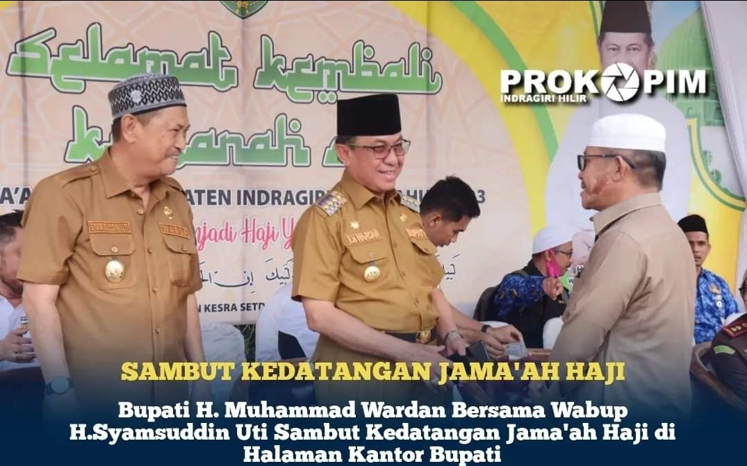 Bupati Wardan Bersama Wabup Syamsuddin Uti Sambut Kedatangan Jama'ah Haji di Halaman Kantor Bupati